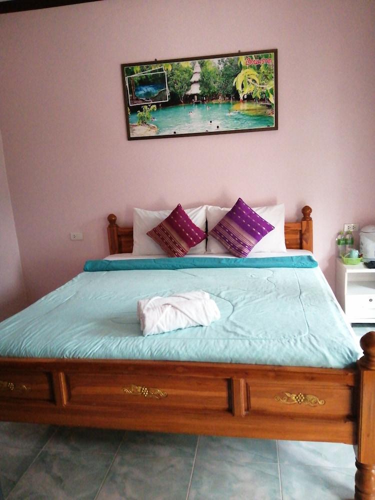 Oyo 75515 Sairung Farmstay Krabi By Eksteriør billede