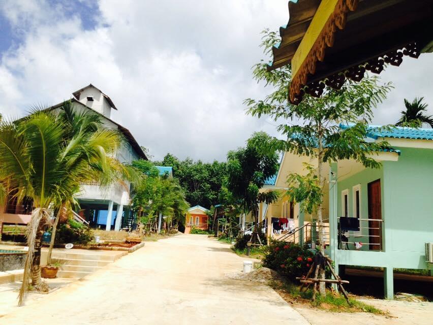 Oyo 75515 Sairung Farmstay Krabi By Eksteriør billede